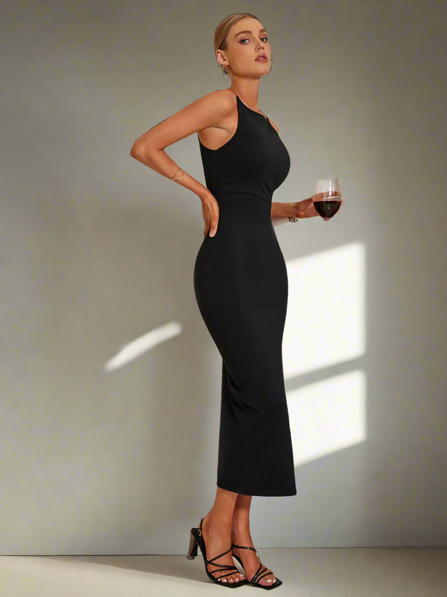 Midnight Grace – Sleek Black Midi Dress