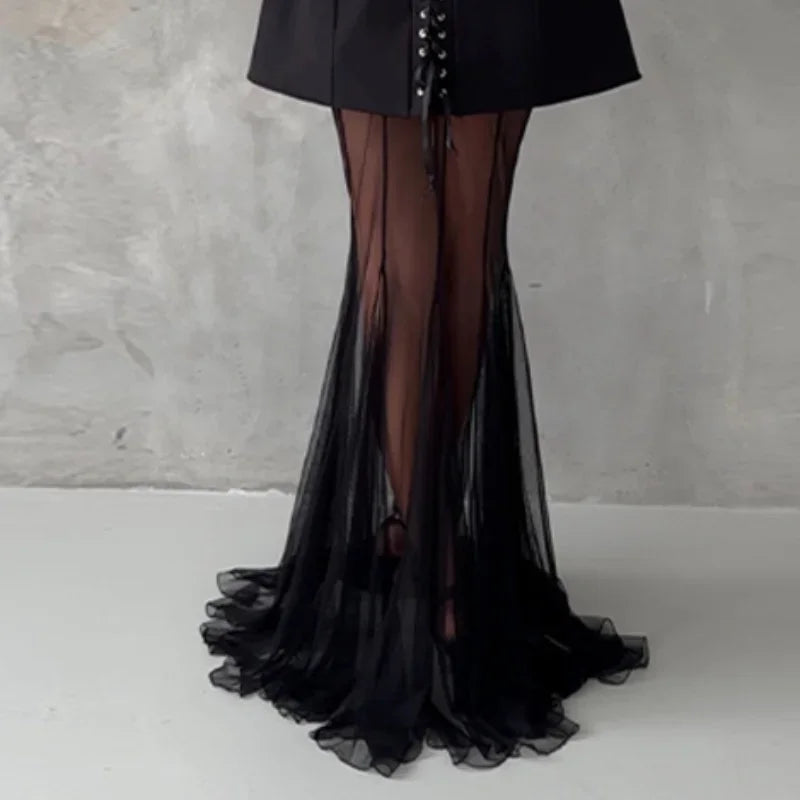 Noir Lace Mini